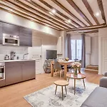Urban Flat 02 - Beautiful 4 Bdr Flat In Heart Of Paris
