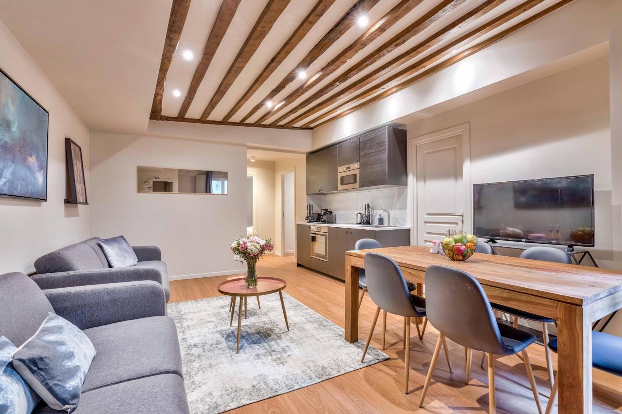 Appartamento Urban Flat 02 - Beautiful 4 Bdr Flat In Heart Of